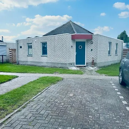 Holiday home Bungalowpark De Horn - 128 Dirkshorn